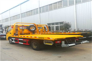 新龙附近拖车救援搭电